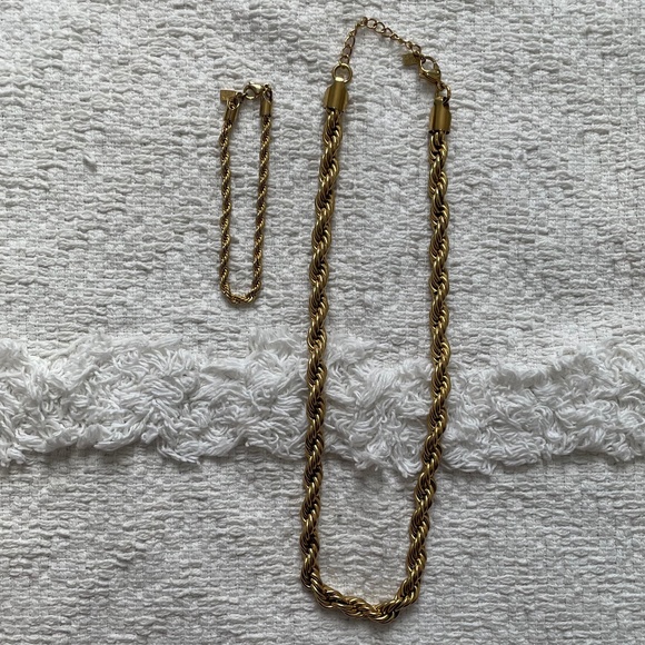 Gold rope twist necklace and matching bracelet - Picture 1 of 4